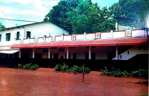 St Thomas School